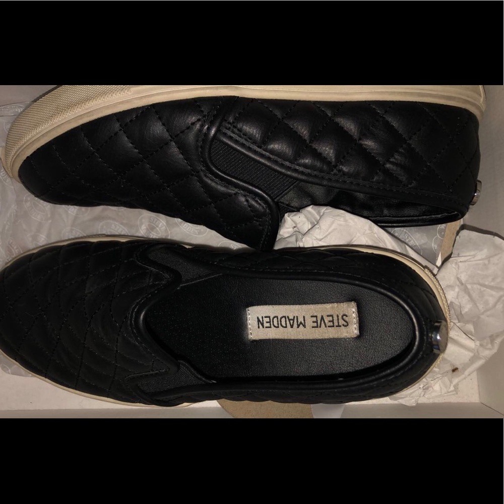 Steve Madden slip on